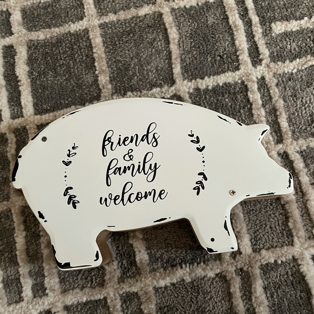 Small White Pig Decor